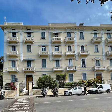 La Terrazza Di Shelley Panoramic Flat Апартаменты