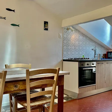 La Terrazza Di Shelley Panoramic Flat * 莱里奇