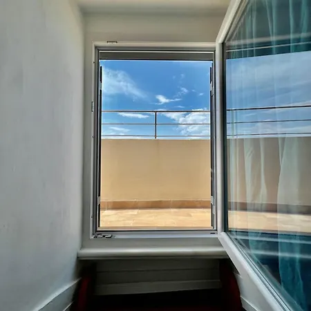 La Terrazza Di Shelley Panoramic Flat * לריצ'י
