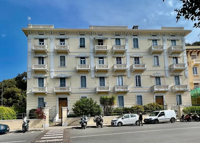 La Terrazza Di Shelley Panoramic Flat Lägenhet