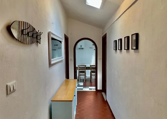 Guesthost - La Terrazza Di Shelley Panoramic Flat *