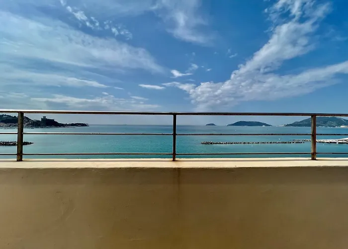 Guesthost - La Terrazza Di Shelley Panoramic Flat 아파트 *